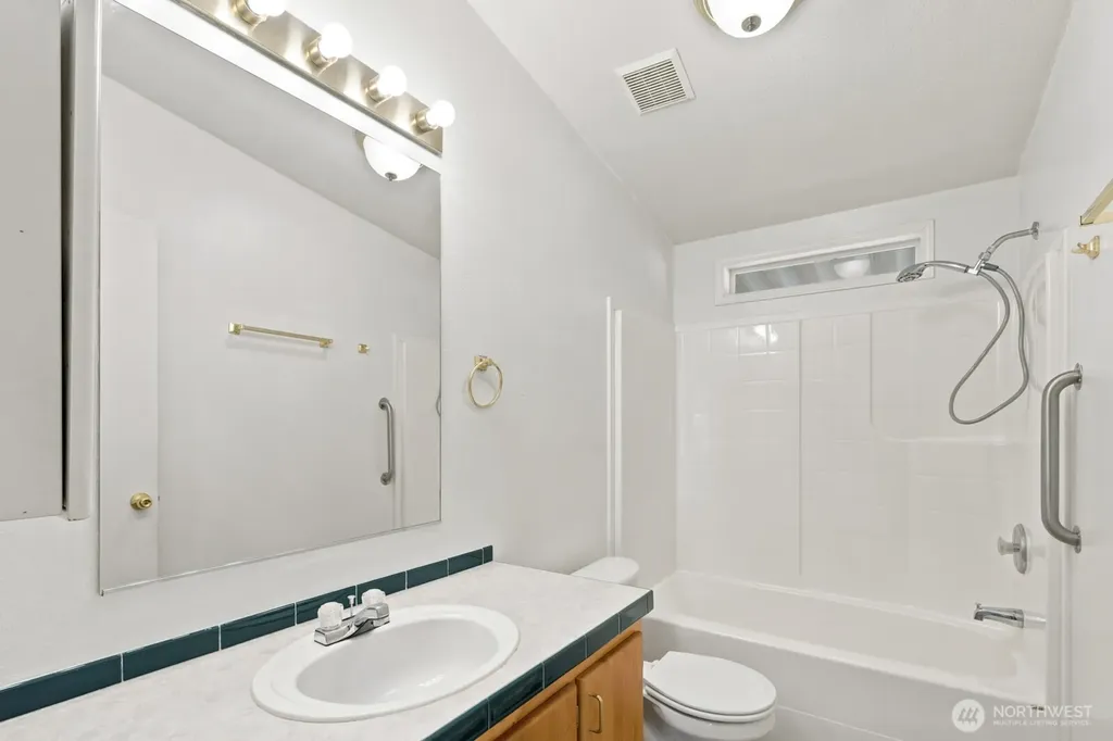 2302 R Street SE Auburn WA 98002