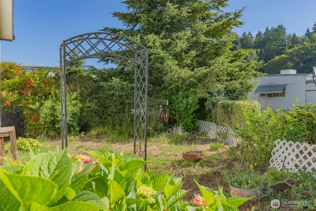 2302 R Street SE Auburn WA 98002