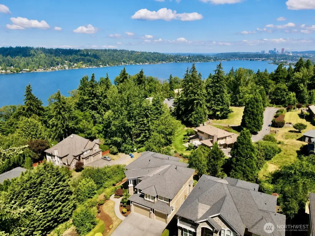 11022 SE 61st Place Bellevue WA 98006