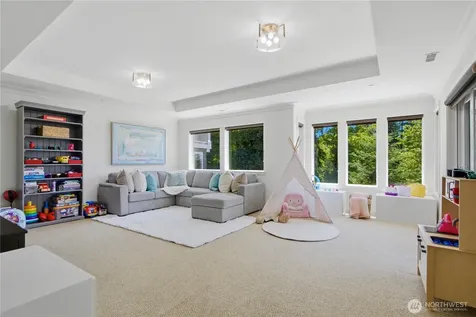 11022 SE 61st Place Bellevue WA 98006