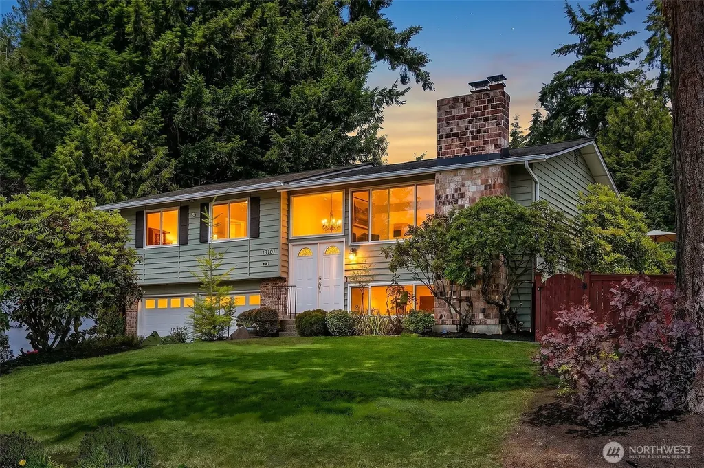 10704 126th Avenue NE Kirkland WA 98033