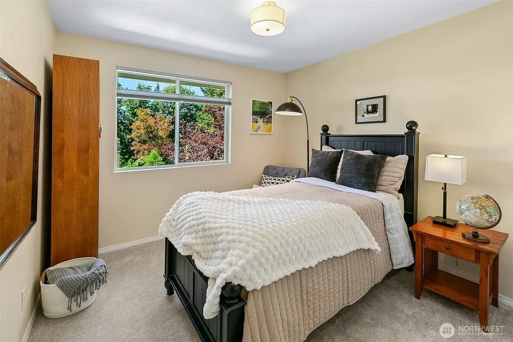 10704 126th Avenue NE Kirkland WA 98033
