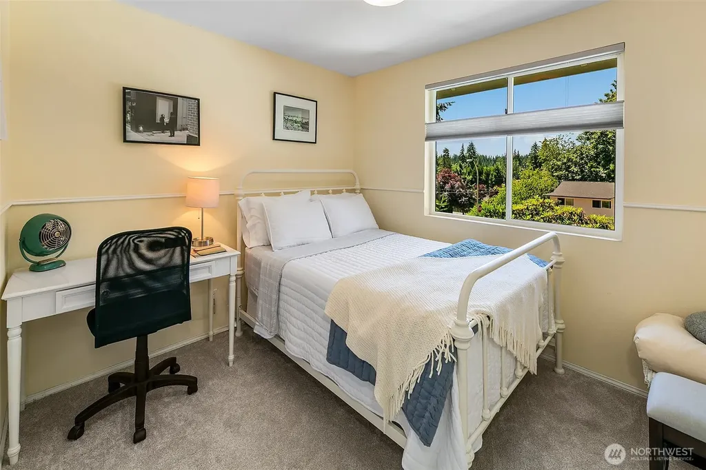 10704 126th Avenue NE Kirkland WA 98033