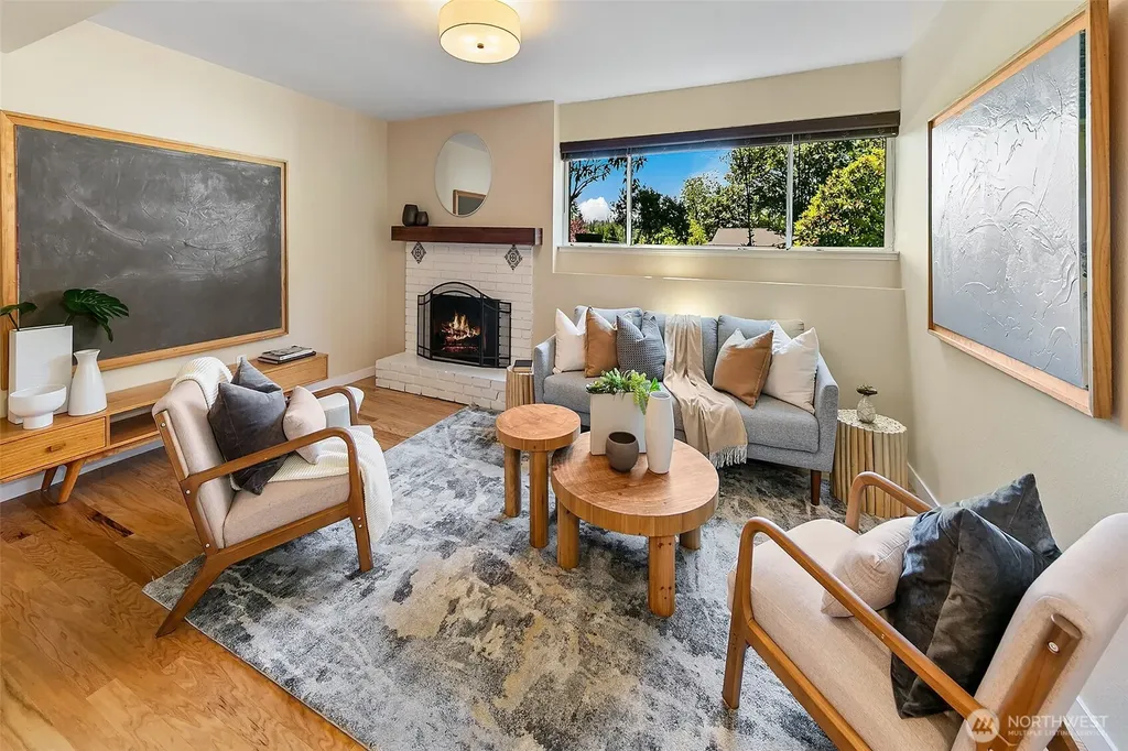 10704 126th Avenue NE Kirkland WA 98033