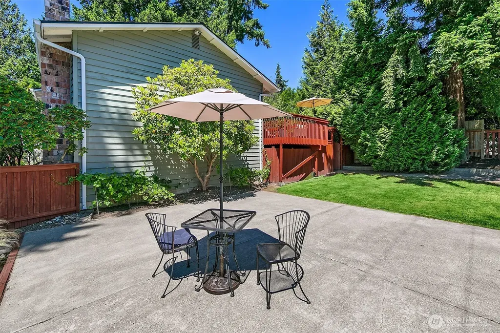 10704 126th Avenue NE Kirkland WA 98033