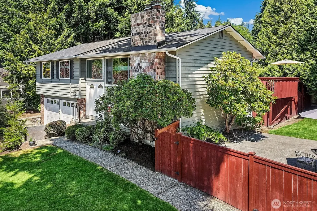 10704 126th Avenue NE Kirkland WA 98033