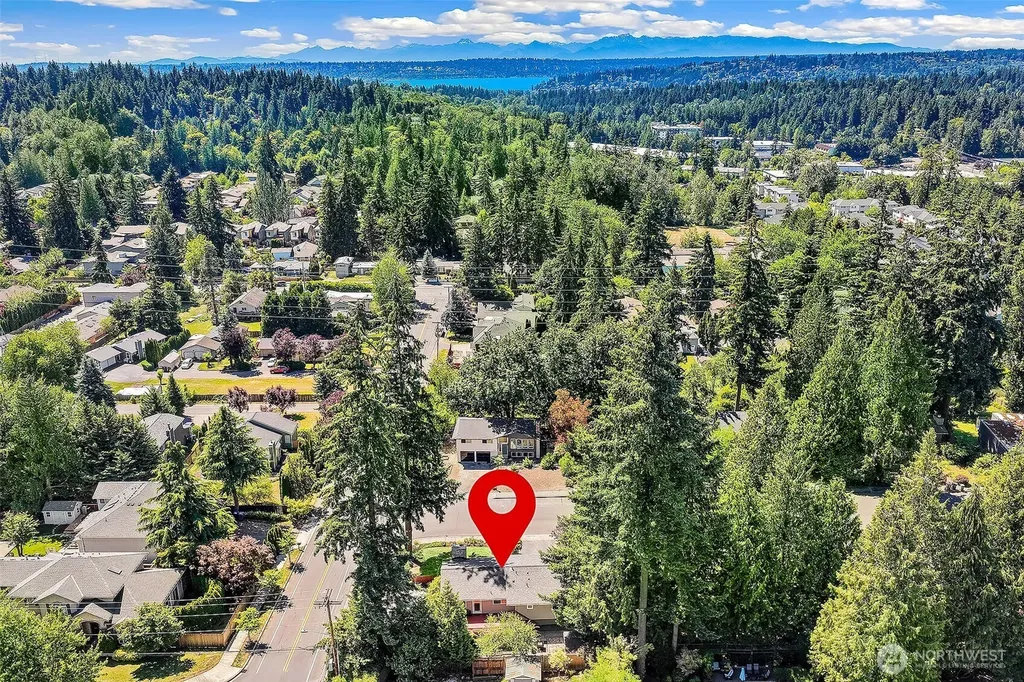 10704 126th Avenue NE Kirkland WA 98033
