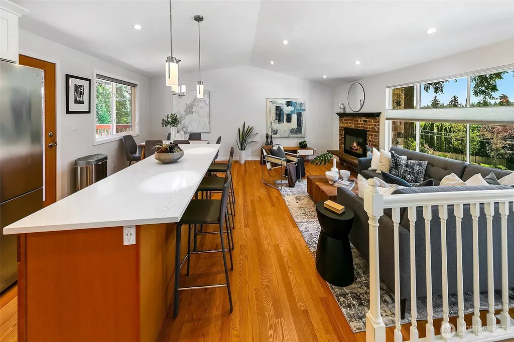 10704 126th Avenue NE Kirkland WA 98033