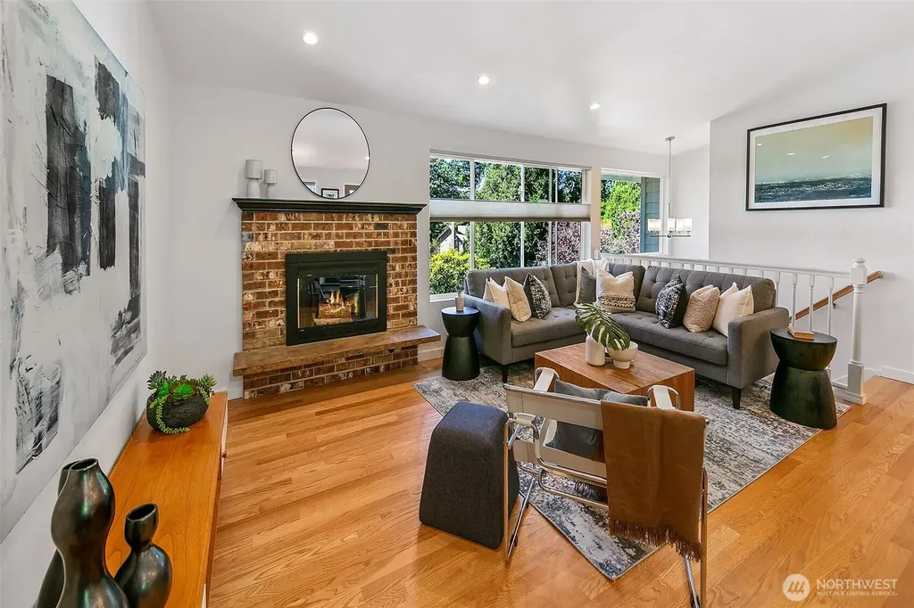 10704 126th Avenue NE Kirkland WA 98033