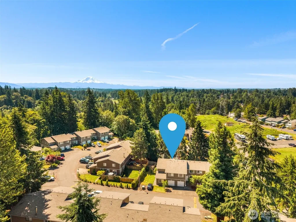 24809 145th Lane SE Kent WA 98042