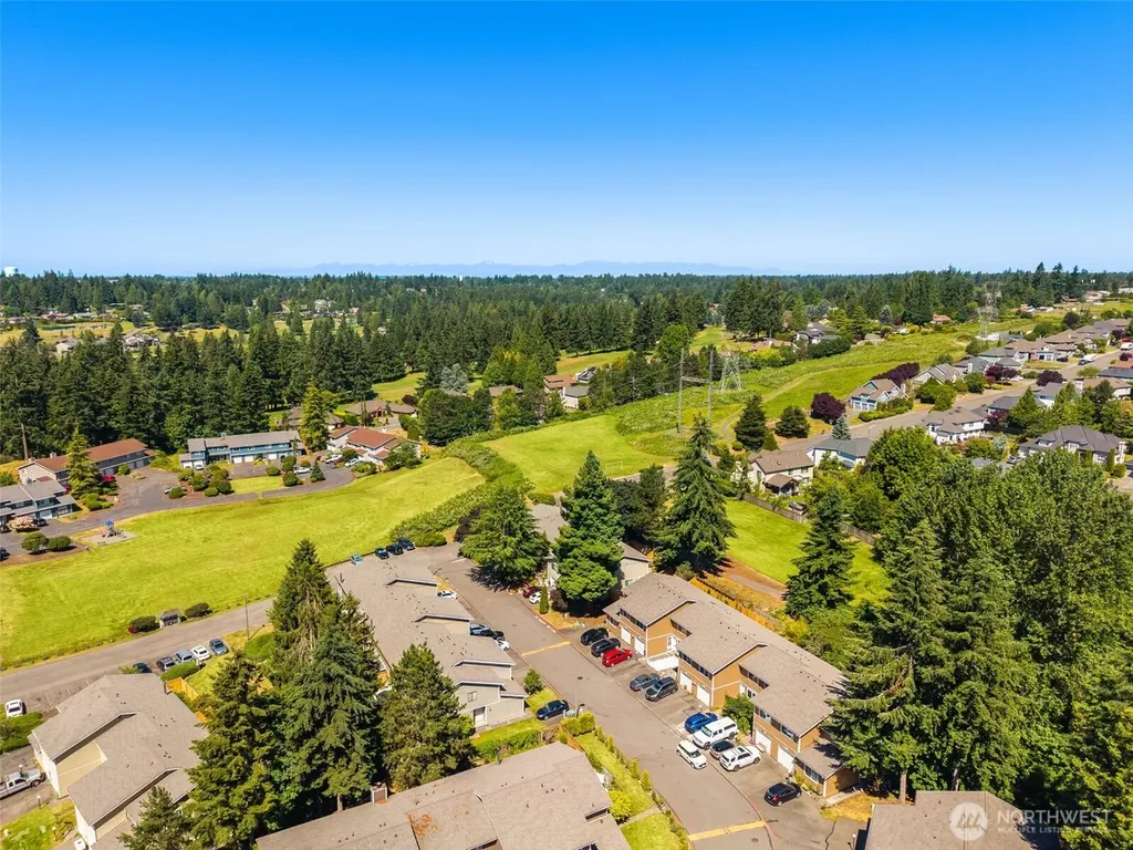 24809 145th Lane SE Kent WA 98042