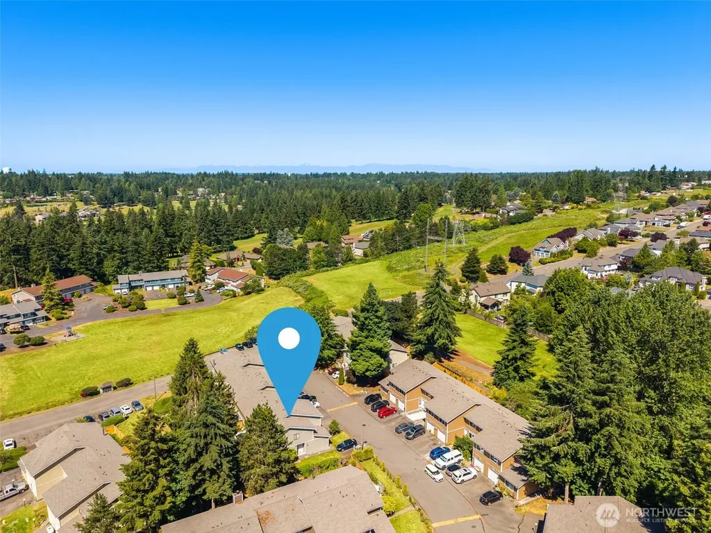 24809 145th Lane SE Kent WA 98042