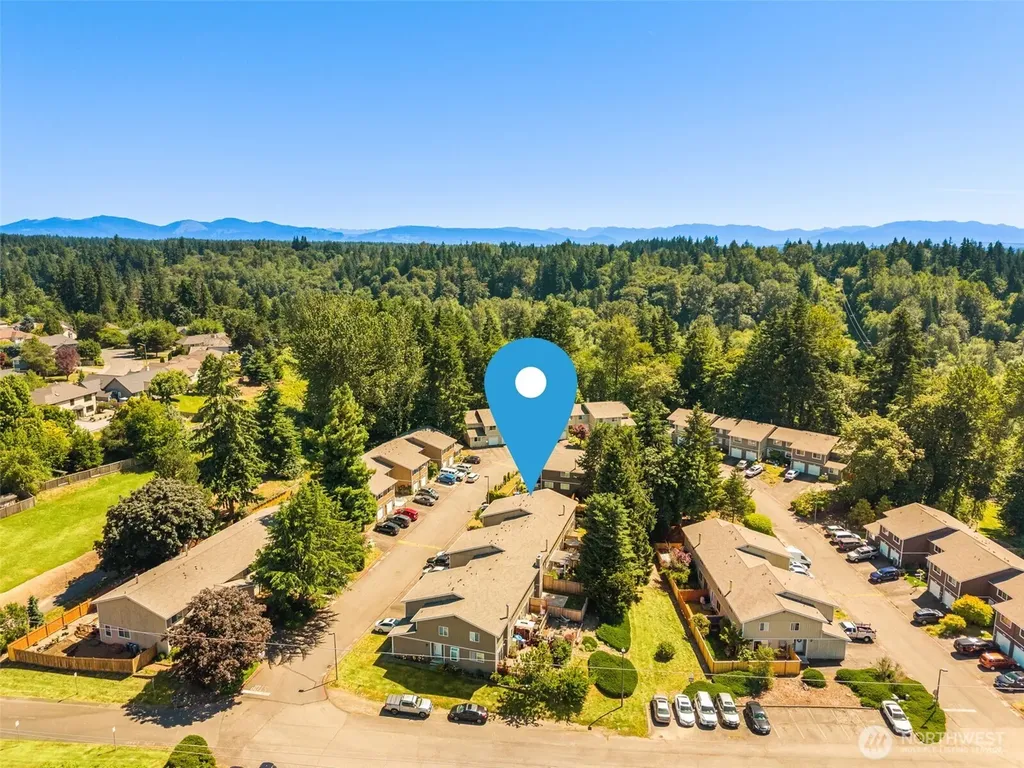 24809 145th Lane SE Kent WA 98042