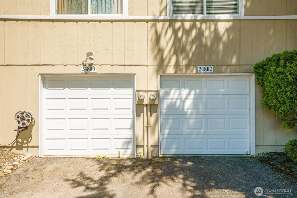 24809 145th Lane SE Kent WA 98042