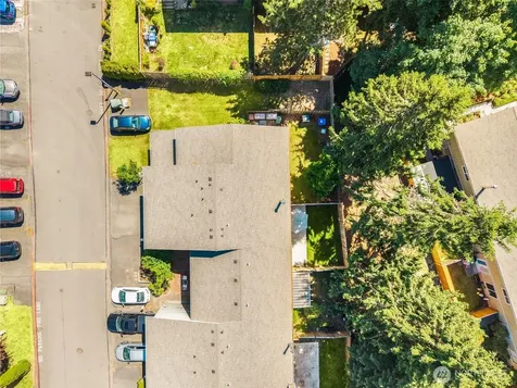 24809 145th Lane SE Kent WA 98042