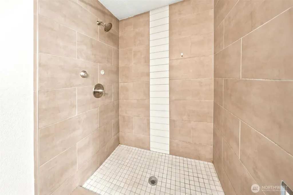 15123 15th Avenue S Spanaway WA 98387