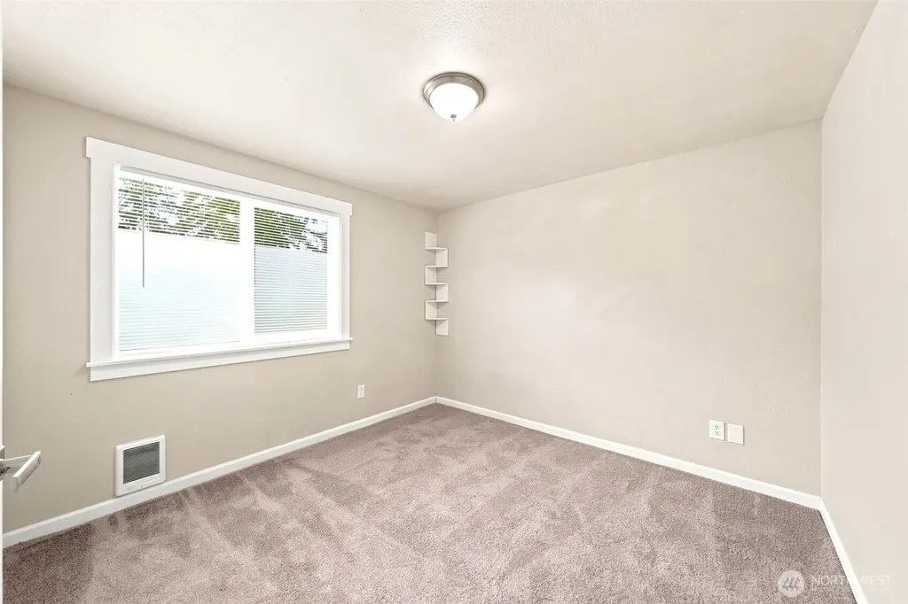 15123 15th Avenue S Spanaway WA 98387