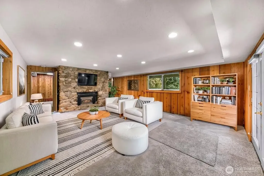 1418 E Blackburn Road Mount Vernon WA 98274
