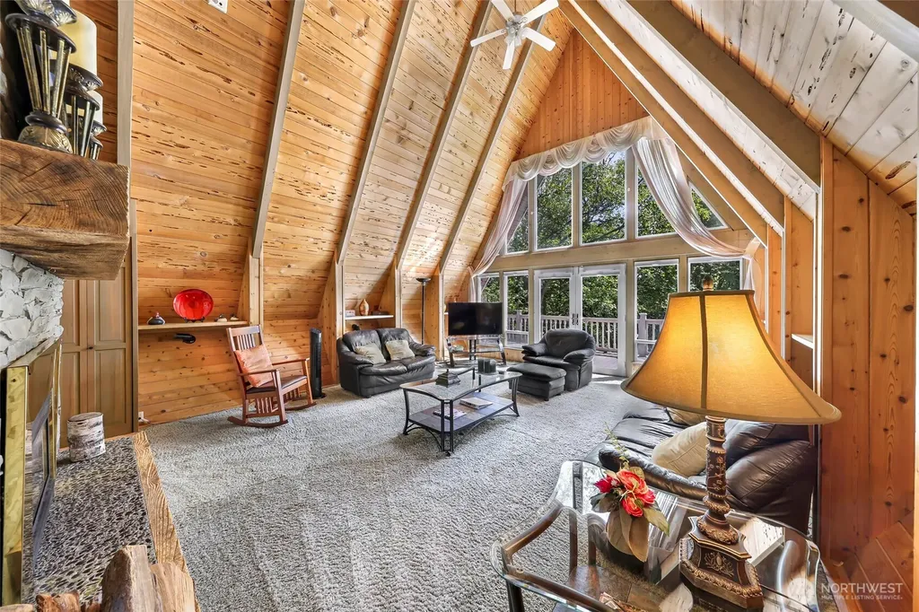 1418 E Blackburn Road Mount Vernon WA 98274