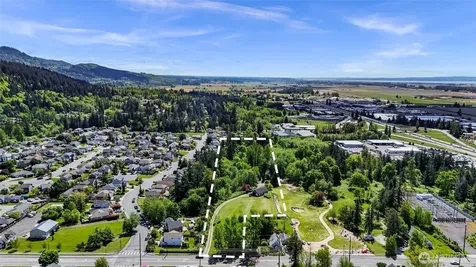 1418 E Blackburn Road Mount Vernon WA 98274