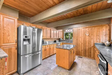 1418 E Blackburn Road Mount Vernon WA 98274