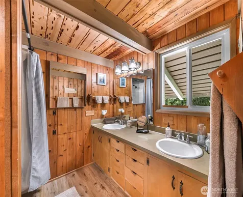 1418 E Blackburn Road Mount Vernon WA 98274