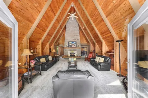 1418 E Blackburn Road Mount Vernon WA 98274