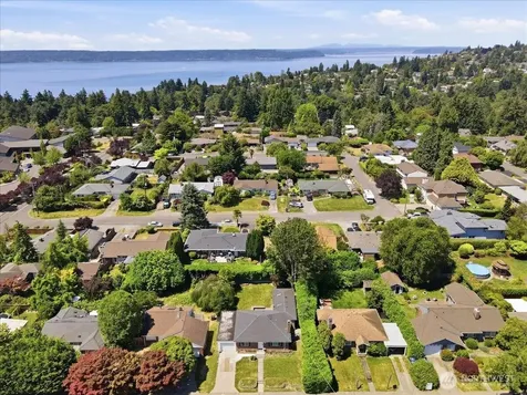 11515 26th Avenue SW Seattle WA 98146