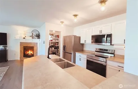 4650 Nooksack Loop Mount Vernon WA 98273