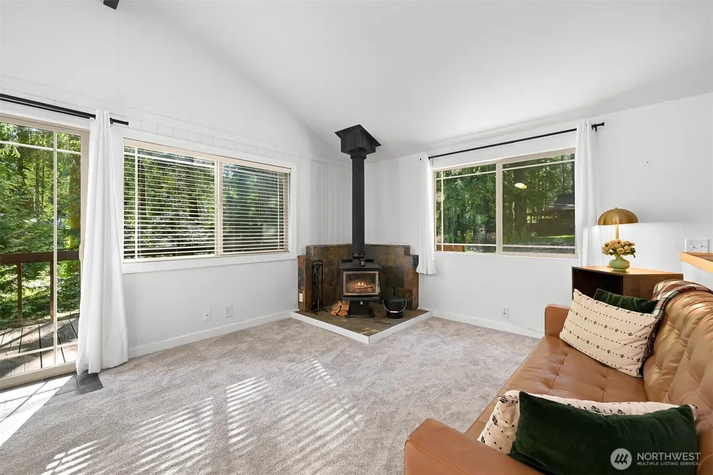 1 Sugarpine Place Bellingham WA 98229