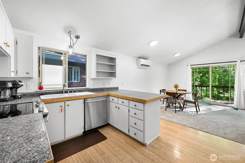 1 Sugarpine Place Bellingham WA 98229