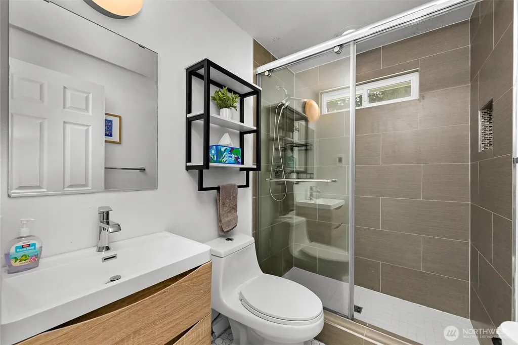 1 Sugarpine Place Bellingham WA 98229
