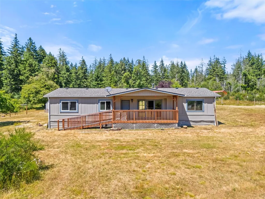 1491 E Spencer Lake Road Shelton WA 98584