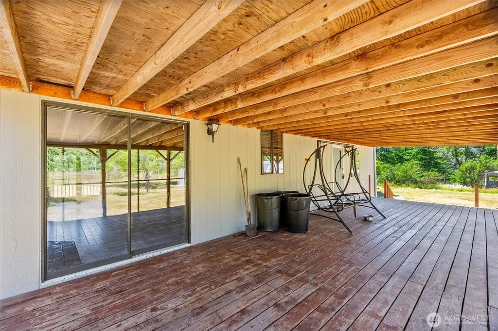 1491 E Spencer Lake Road Shelton WA 98584
