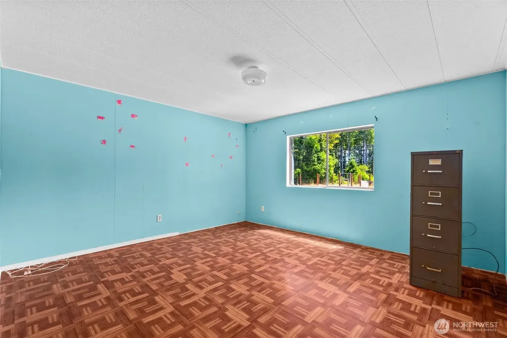1491 E Spencer Lake Road Shelton WA 98584