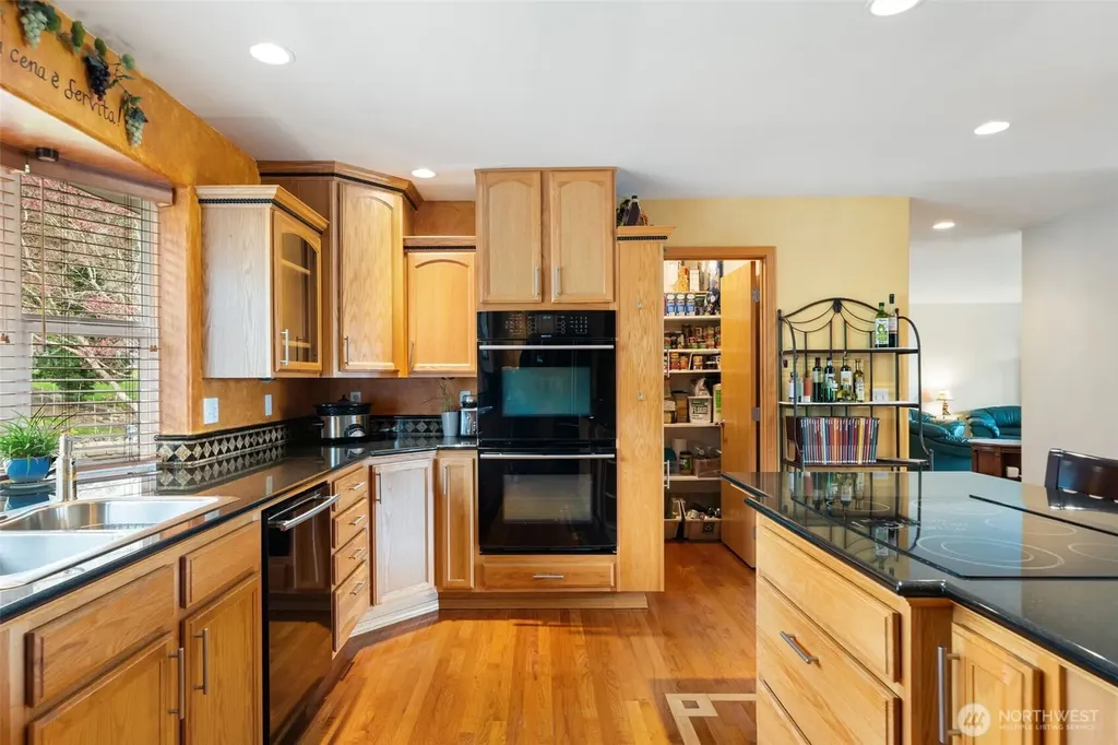 341 E Rainier Court Allyn WA 98524