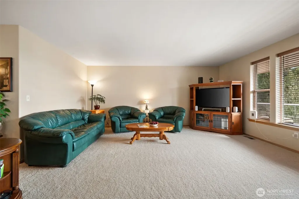 341 E Rainier Court Allyn WA 98524