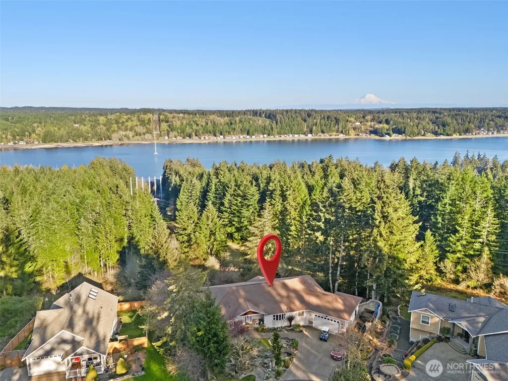 341 E Rainier Court Allyn WA 98524