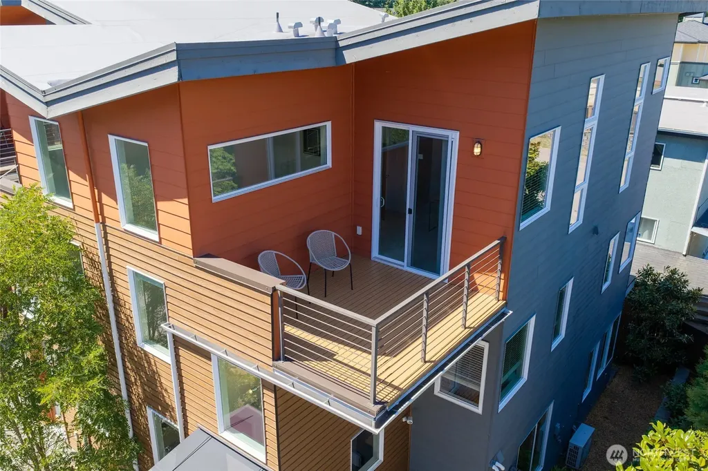 4024 Martin Luther King Jr Way S Seattle WA 98108