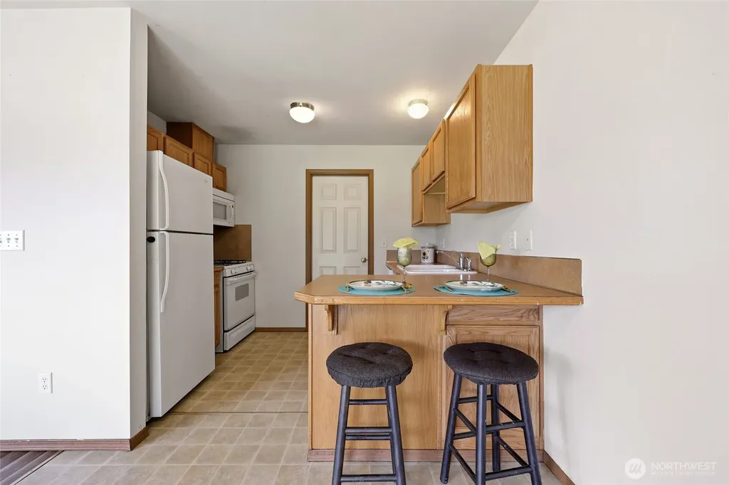 735 Crystal Springs Road SE Yelm WA 98597