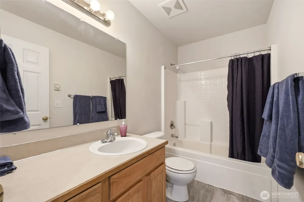 735 Crystal Springs Road SE Yelm WA 98597