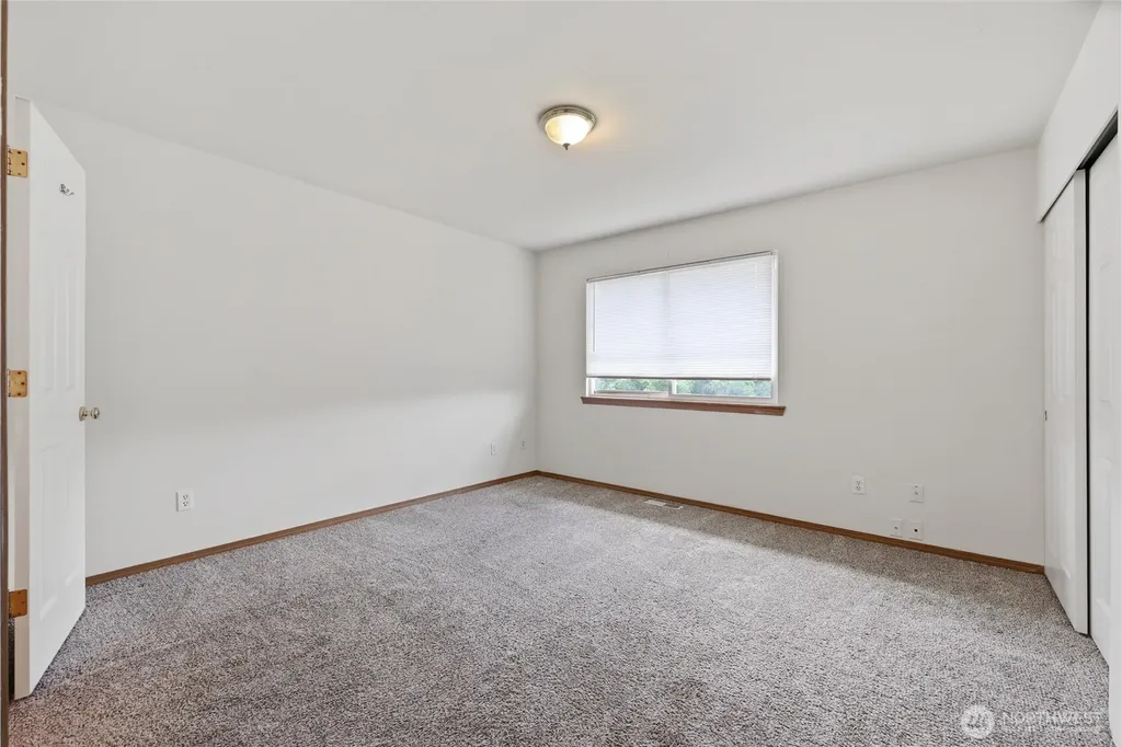 735 Crystal Springs Road SE Yelm WA 98597