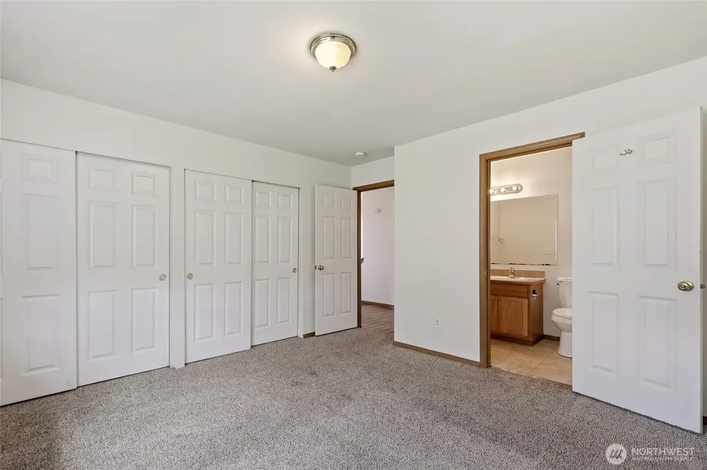 735 Crystal Springs Road SE Yelm WA 98597
