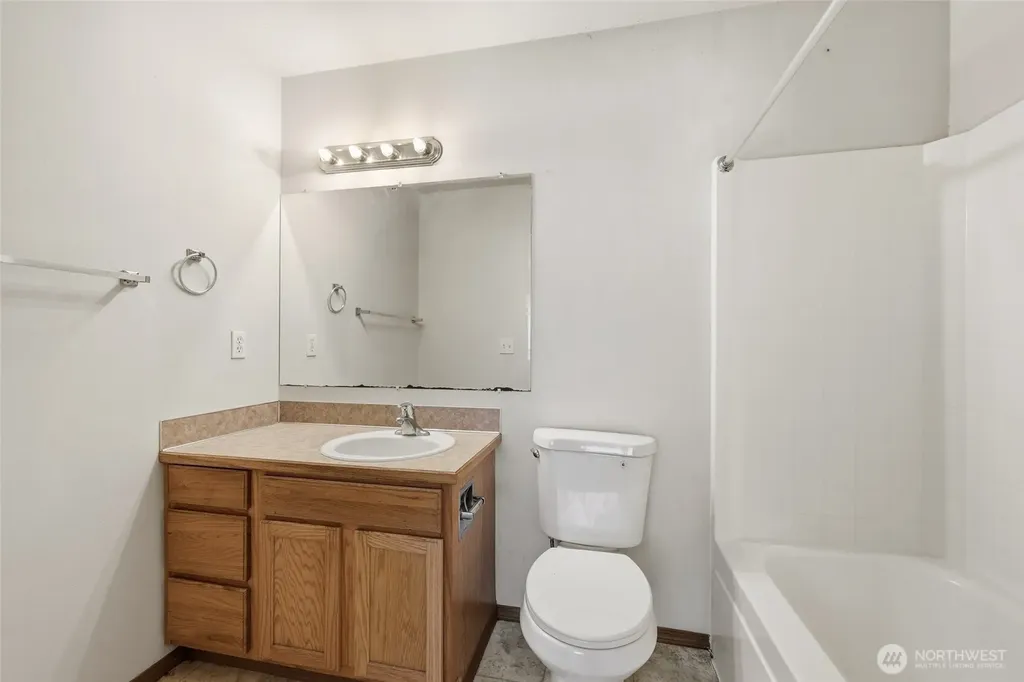 735 Crystal Springs Road SE Yelm WA 98597