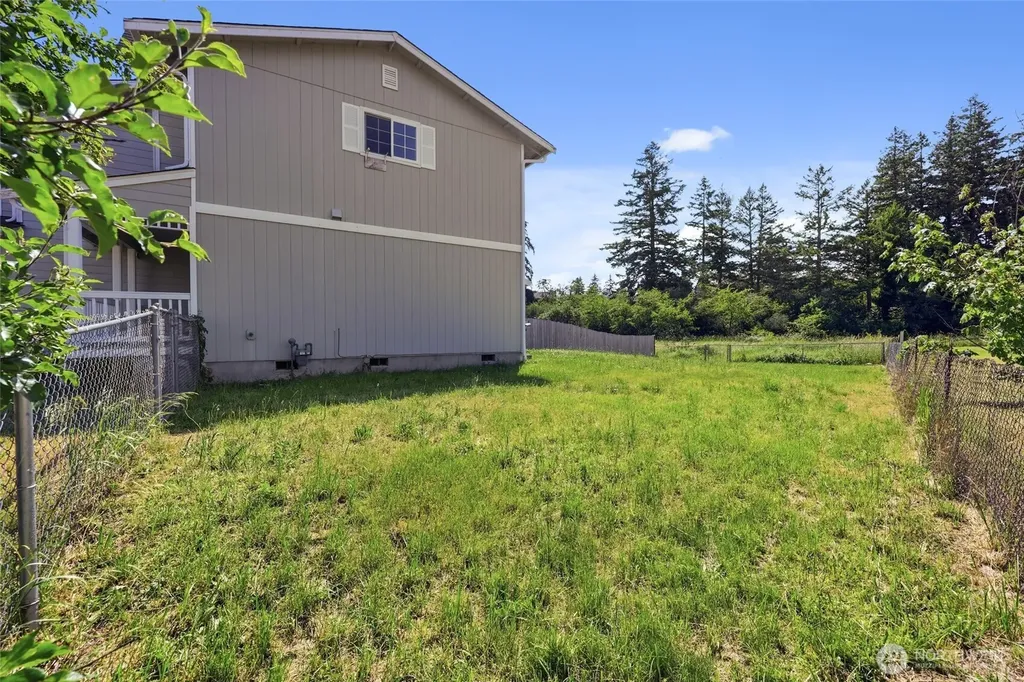 735 Crystal Springs Road SE Yelm WA 98597