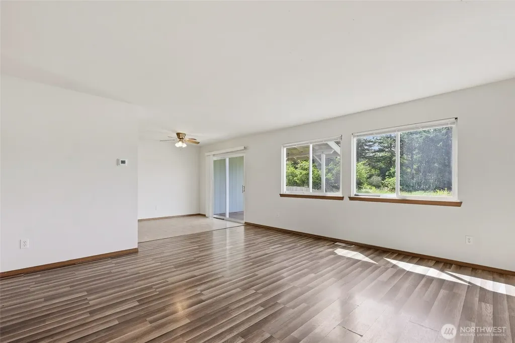 735 Crystal Springs Road SE Yelm WA 98597
