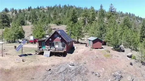 132 W Cayuse Mtn Road Tonasket WA 98855