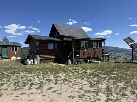 132 W Cayuse Mtn Road Tonasket WA 98855