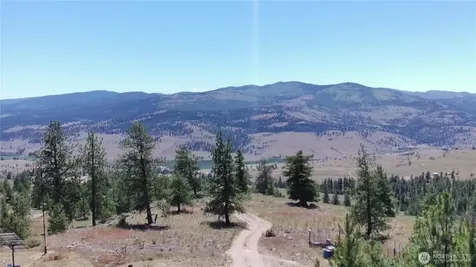 132 W Cayuse Mtn Road Tonasket WA 98855