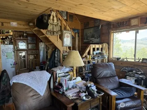 132 W Cayuse Mtn Road Tonasket WA 98855